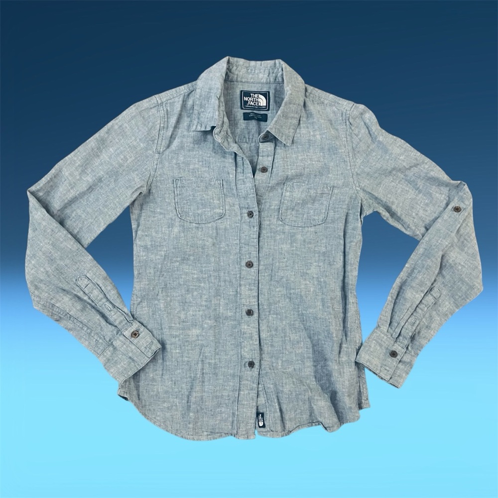 The North Face Blue Chambray Long Sleeve Button Women’s Shirt Size XSmall